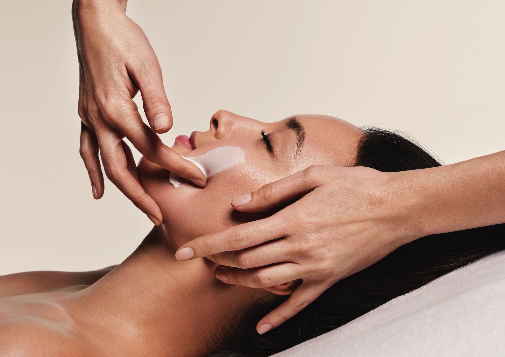 Ultra Relaxing Facial